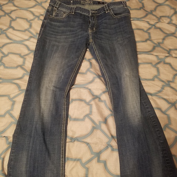 Jeans - Picture 2 of 4